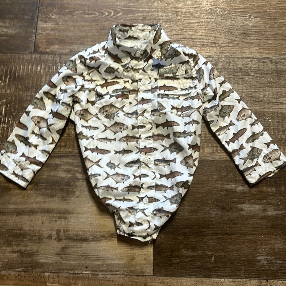 Ocean Coast vented back long sleeve button down Onesie size 12m